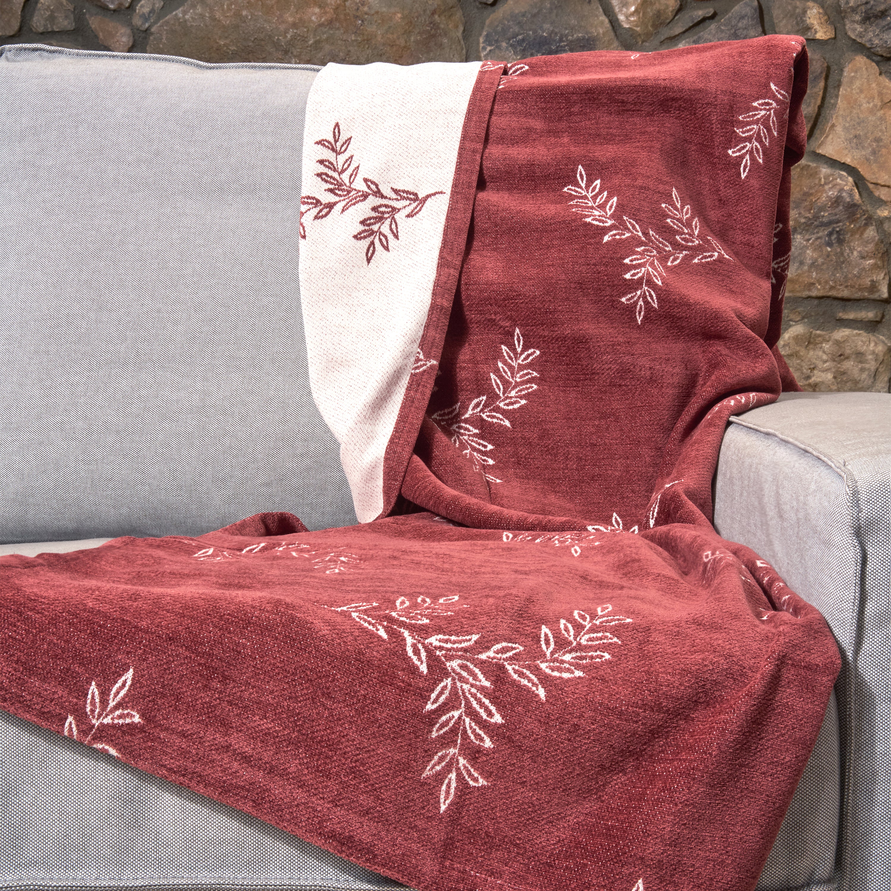 Riviera throw - ON $ALE